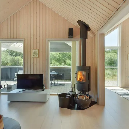 Erich - 1-8km From The Sea By Interhome