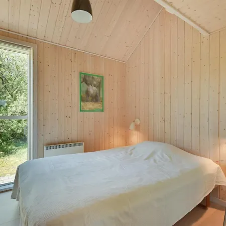 Erich - 1-8km From The Sea By Interhome